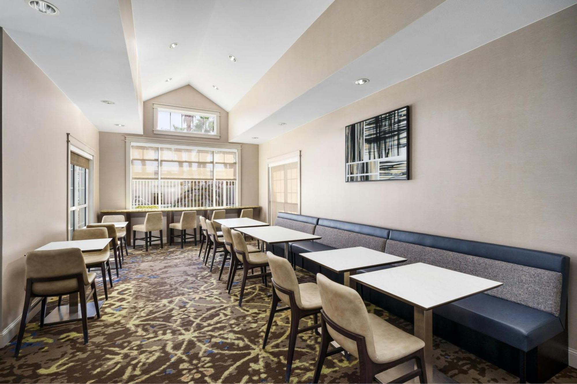 Residence Inn By Marriott Las Vegas Stadium Area Экстерьер фото