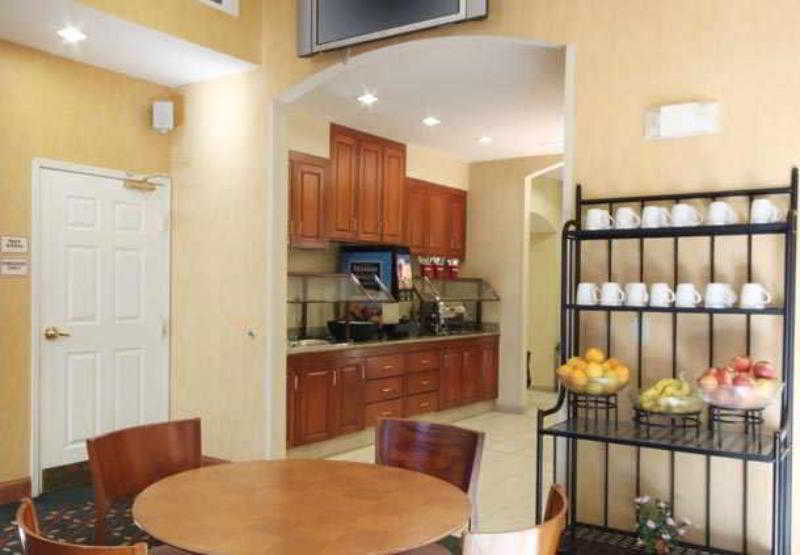 Residence Inn By Marriott Las Vegas Stadium Area Номер фото