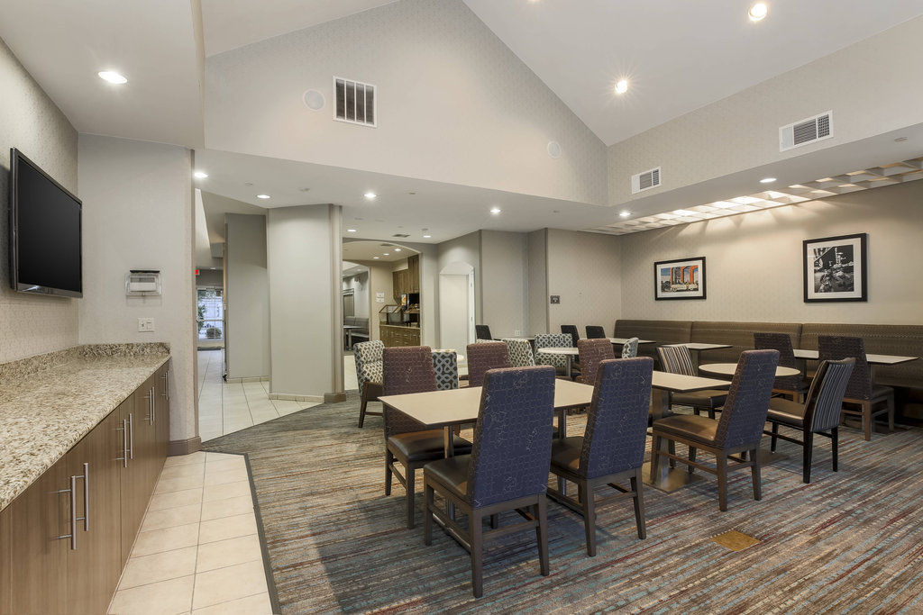Residence Inn By Marriott Las Vegas Stadium Area Экстерьер фото